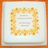 Picture of Daisy Anniversary Cake
